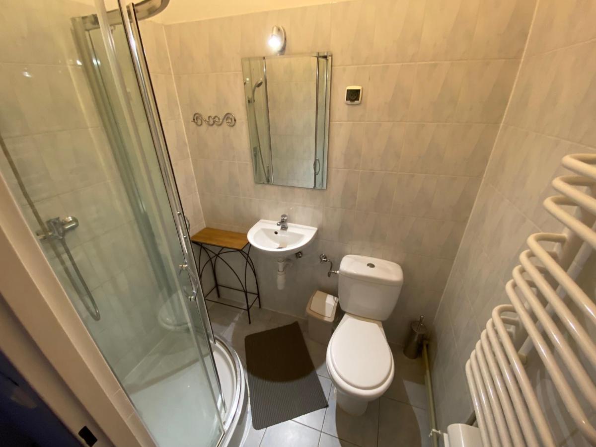 Milusia Muszyna Hotel ภายนอก รูปภาพ