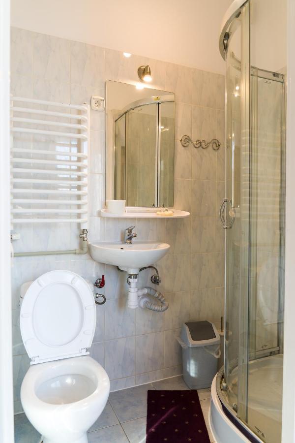 Milusia Muszyna Hotel ภายนอก รูปภาพ