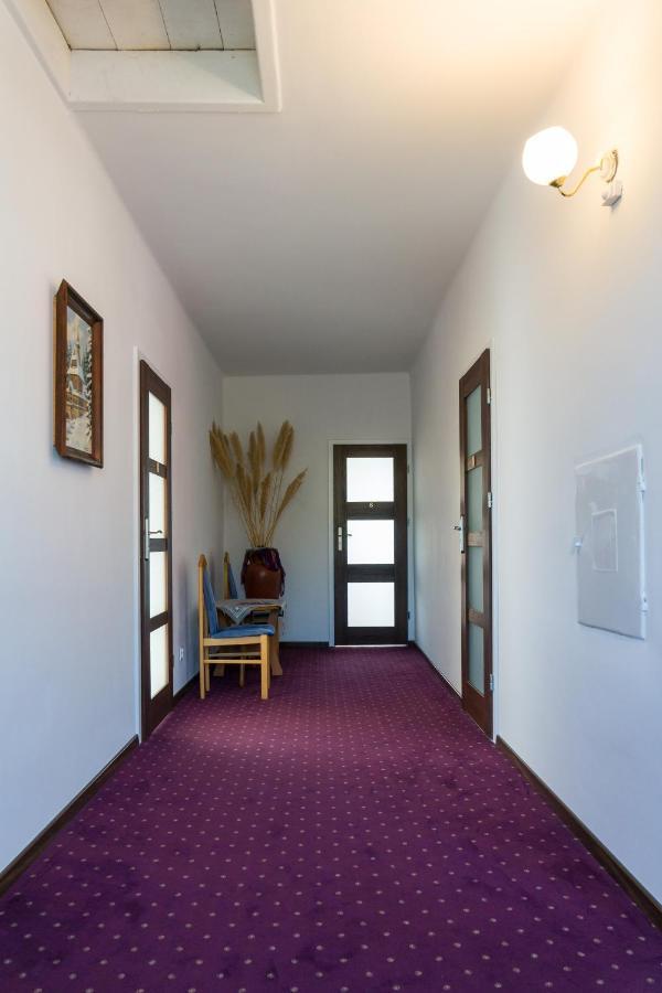 Milusia Muszyna Hotel ภายนอก รูปภาพ