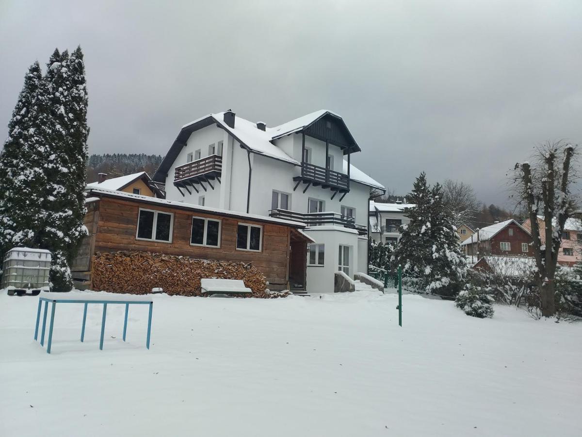 Milusia Muszyna Hotel ภายนอก รูปภาพ